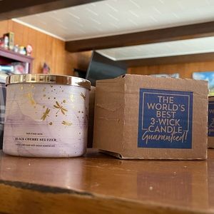 NWT Bath & Body Works 3-Wick Candle BLACK CHERRY SELTZER